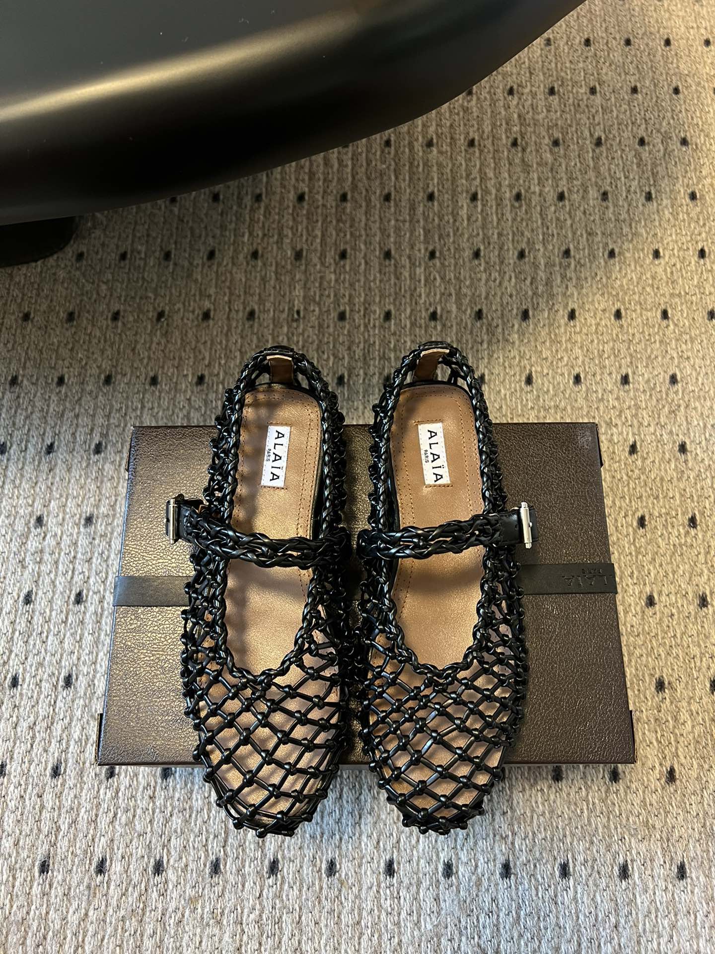 Alaia 알라이아 메리제인 플랫