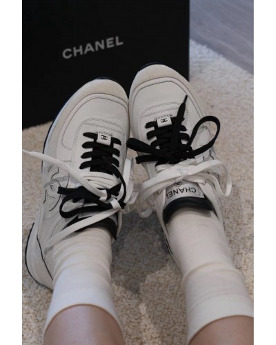 CHANEL CC 로고 스니커즈