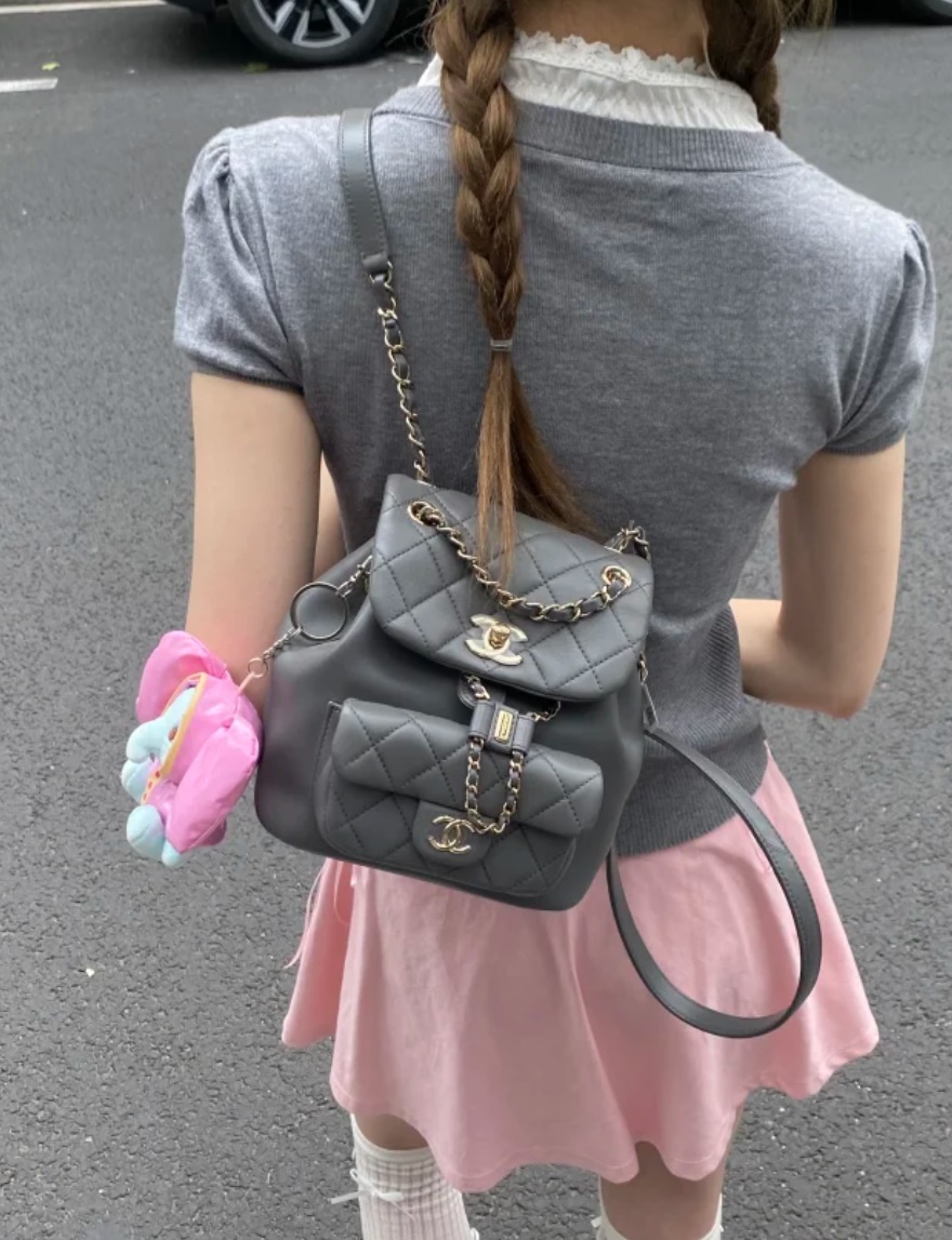CHANEL 22A DUMA Backpack 샤넬 듀마 백팩 (+premium)