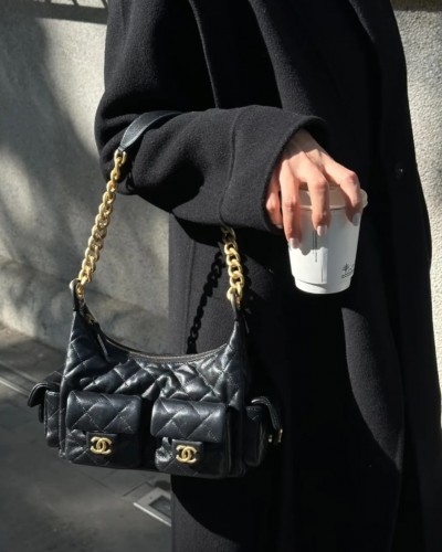 CHANEL 25p Hobo Bag (+Premium)