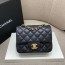 CHANEL Petit Sac