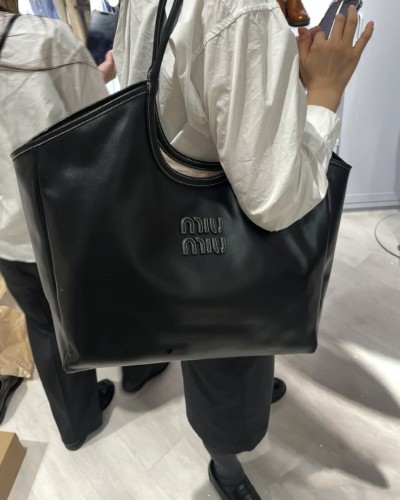 MiuMiu IVY Tote Bag (+2size)