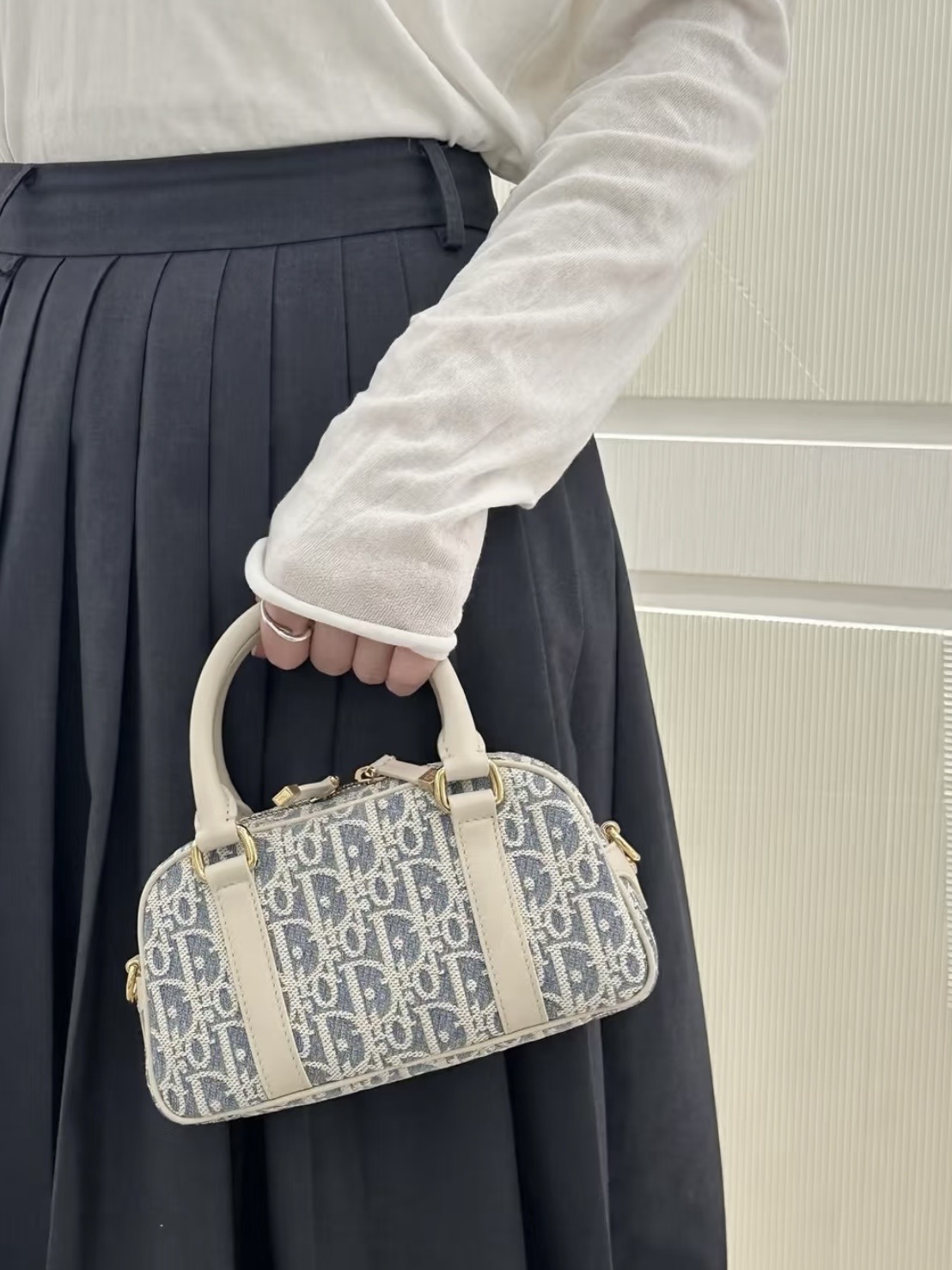 Dior D-Vibe Tote Bag
