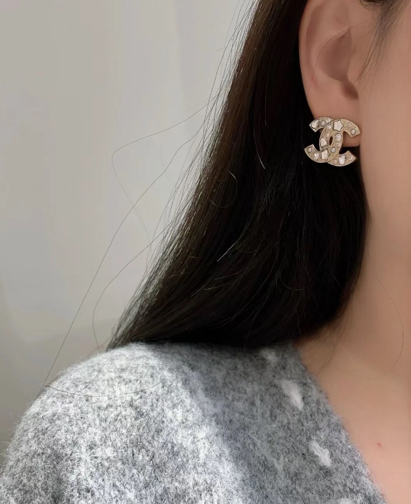 CHANEL 샤넬 cc 이어링