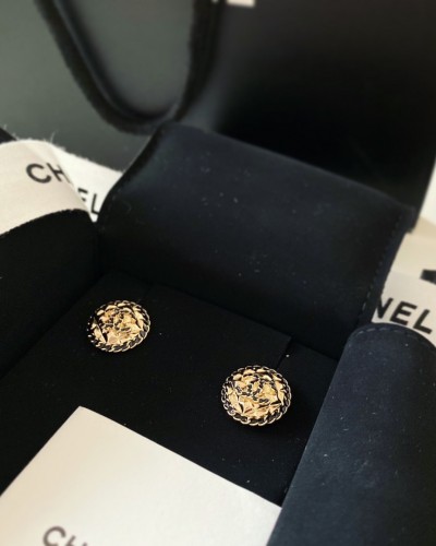 CHANEL CC 이어링