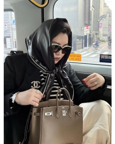 CHANEL샤넬 GD 마름모 실크 스카프