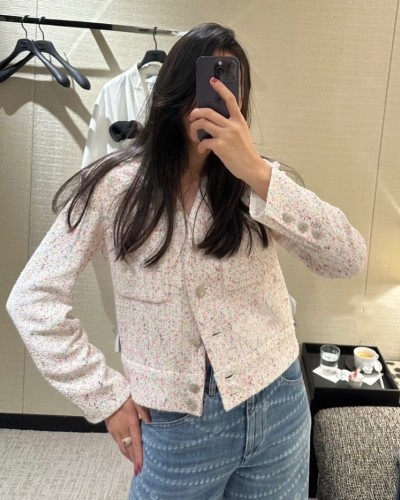 CHANEL 브이넥 트위드자켓