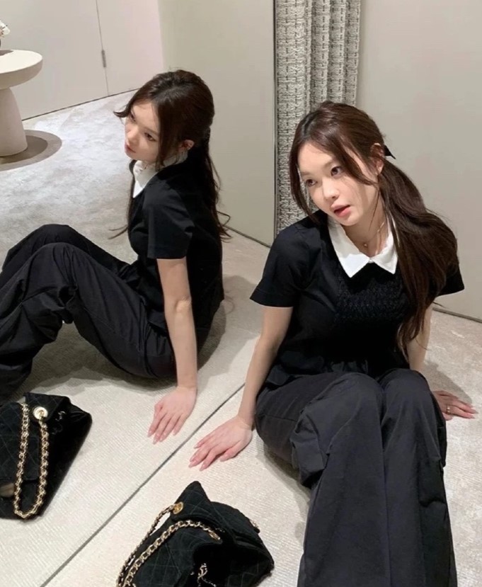 CHANEL 배색 블라우스