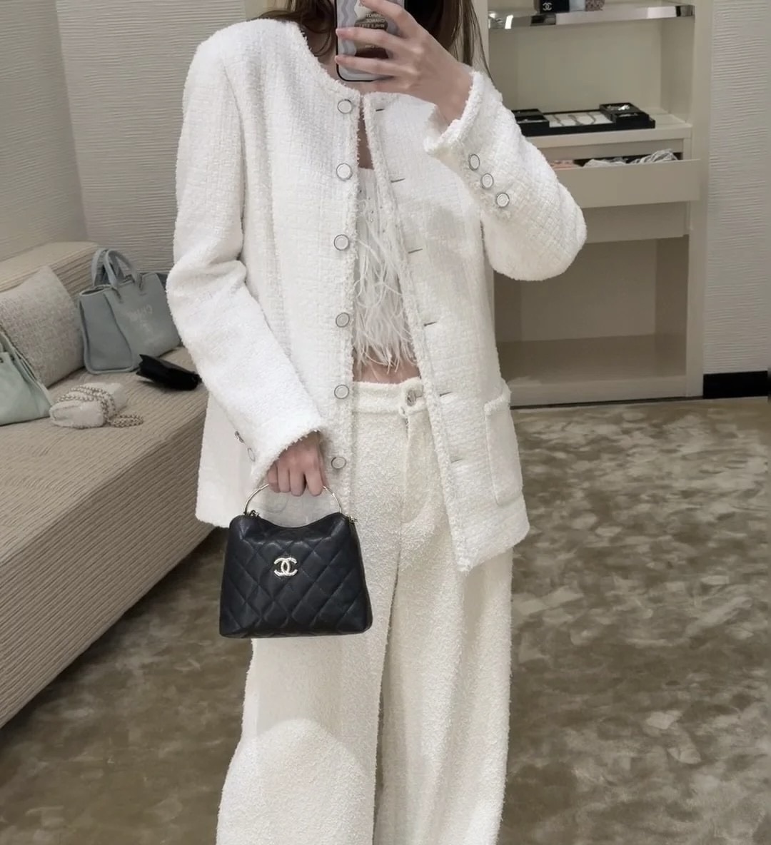 CHANEL 화이트 트위드 자켓