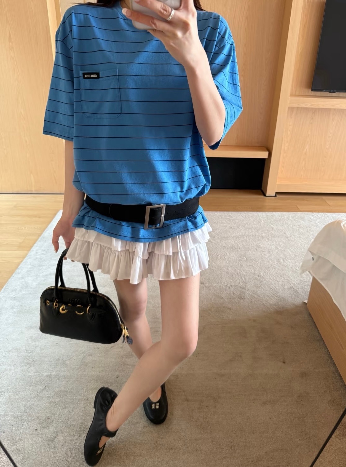Miumiu 스트라이프 오버 반팔티