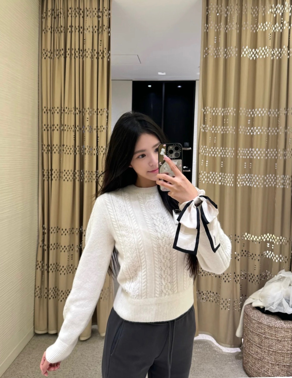 CHANEL 캐시미어 꽈배기니트