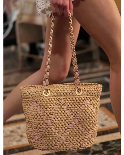 CHANEL Lafia bag
