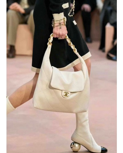 CHANEL 25cc Poket Hobo Bag