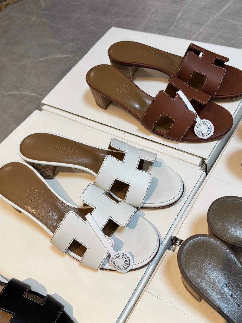 HERMES OASIS SANDALS