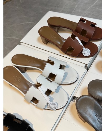 HERMES OASIS SANDALS
