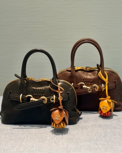Miumiu Aventure Bag(+3size)