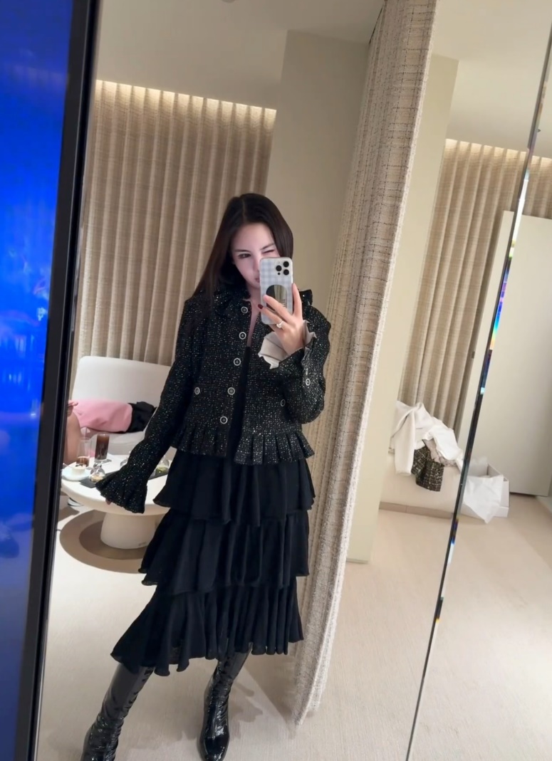 CHANEL 샤넬 트위드 자켓&스커트