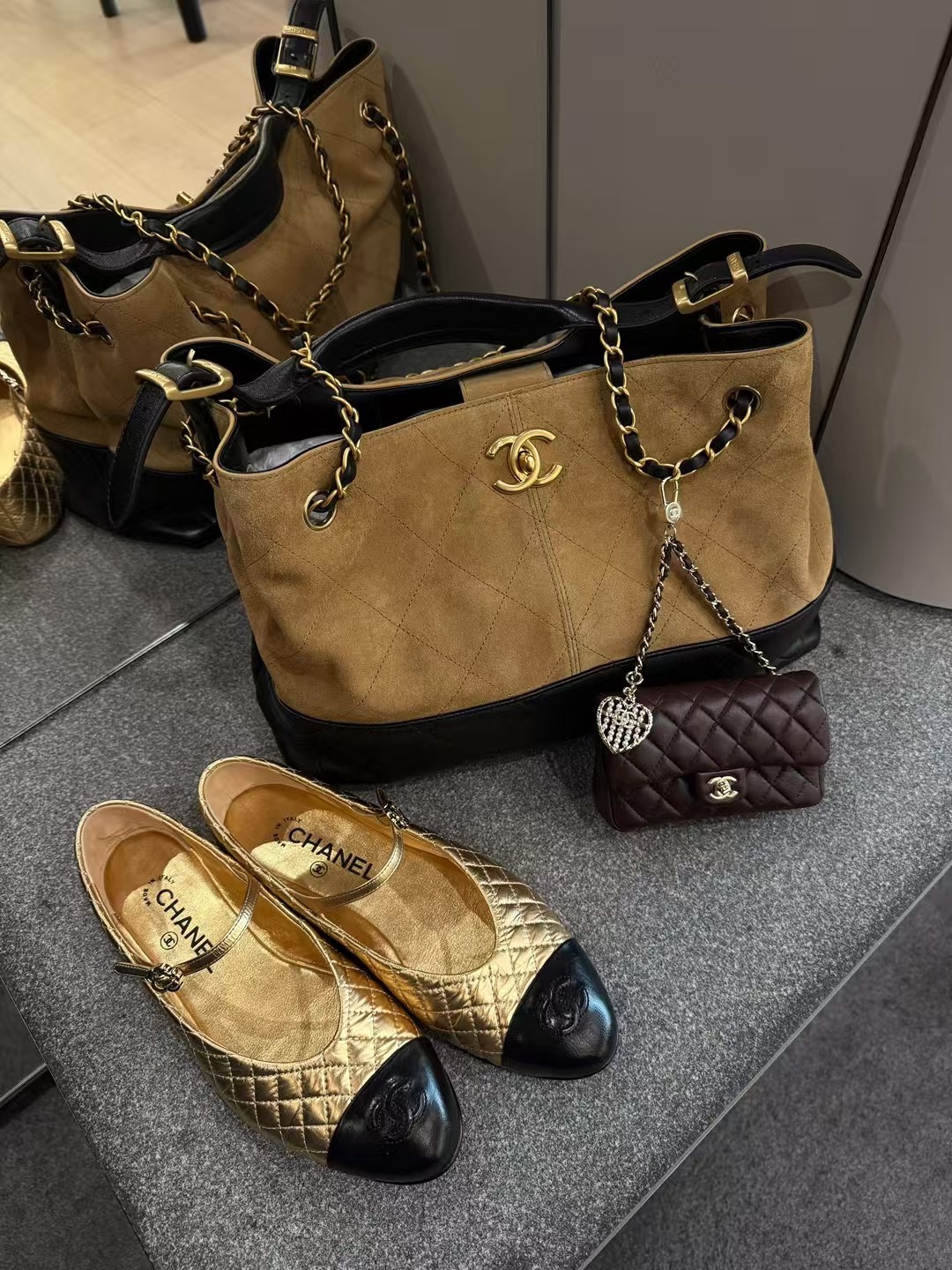 CHANEL Suede Shoulder Bag