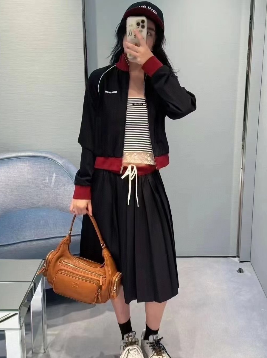 Miumiu 미우미우 집업