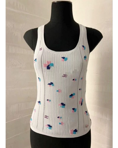 CHANEL Sleeveless knit