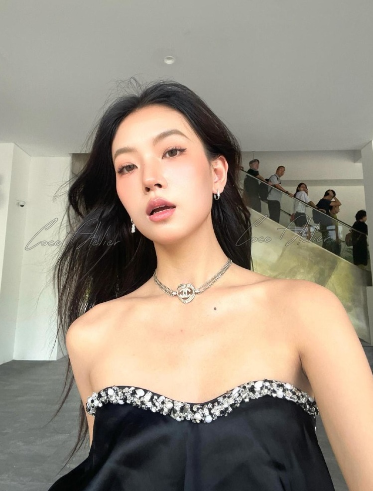 CHANEL 하트 초커 네크리스