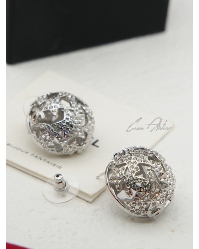 CHANEL CC 볼 이어링
