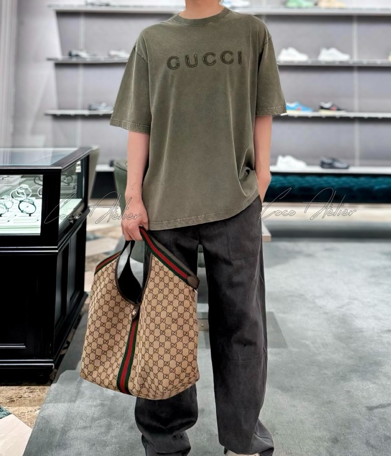 Gucci 구찌 워싱 오염 그린 오버사이즈 티셔츠 (남녀공용)
