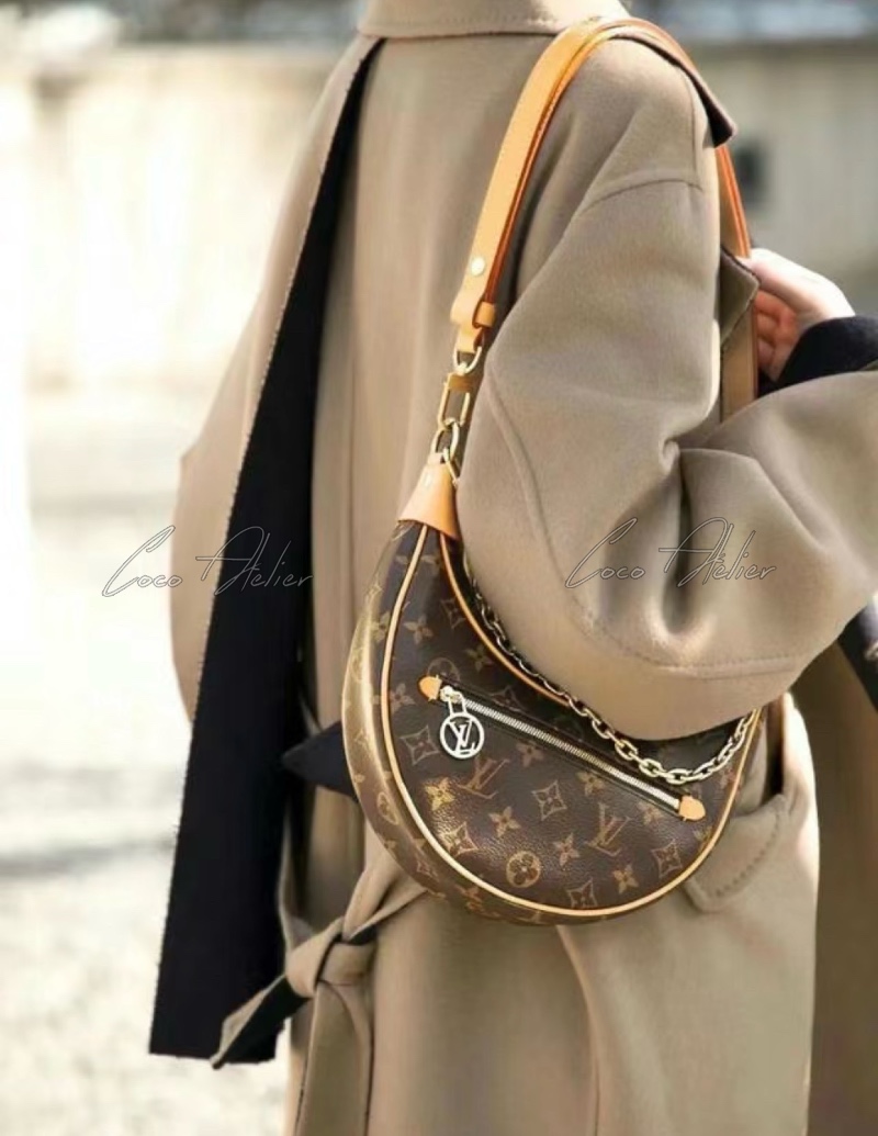 Louis Vuitton 루이비통 Loop