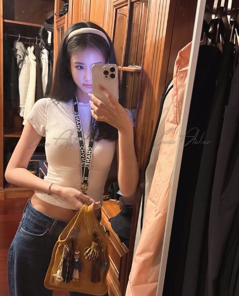 CHANEL 샤넬 핸드폰 스트랩 줄