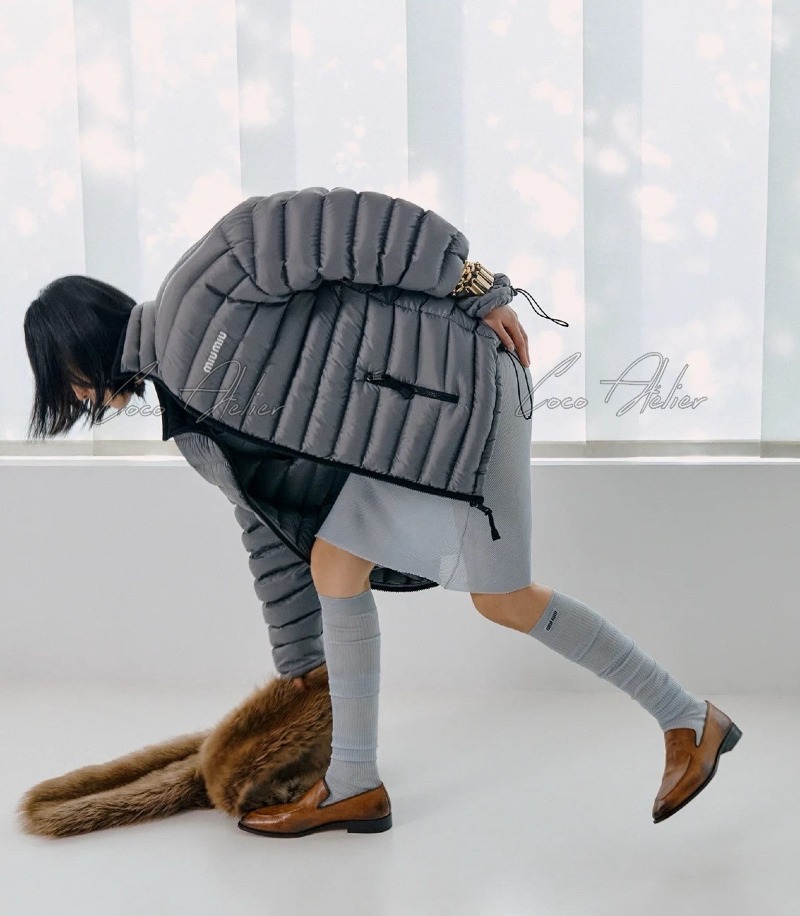 Miumiu 미우미우 로고 자수 경량 패딩