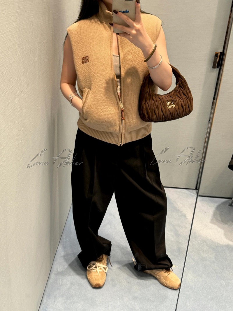 Miumiu 미우미우 패딩 조끼