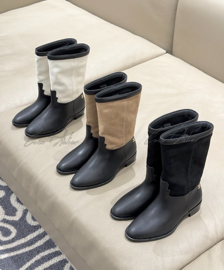 CHANEL 샤넬 cc스웨이드 앵클 부츠