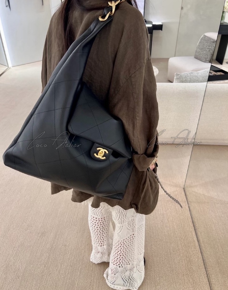 CHANEL 샤넬 25K 호보 맥시백