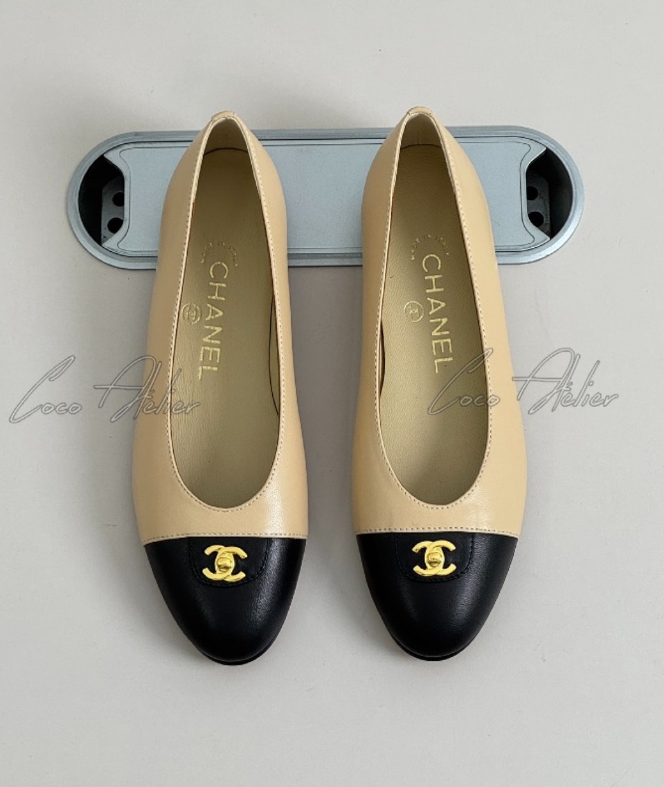 CHANEL 샤넬 CC 플랫