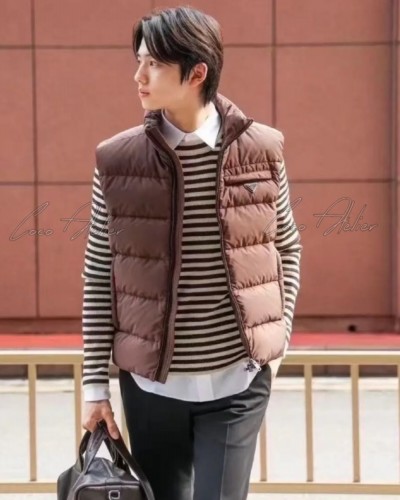 Prada 프라다 코코아 브라운 클래식 다운 베스트