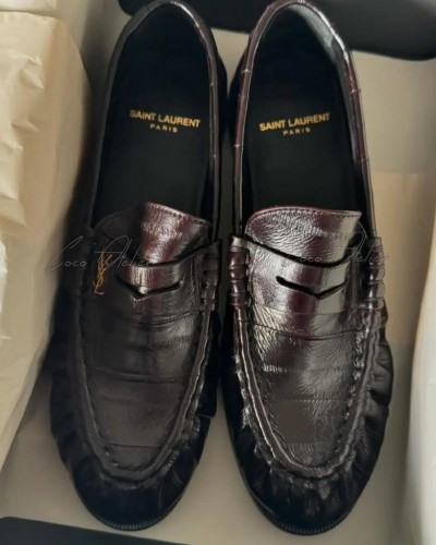 YSL 세인트 로랑 로퍼