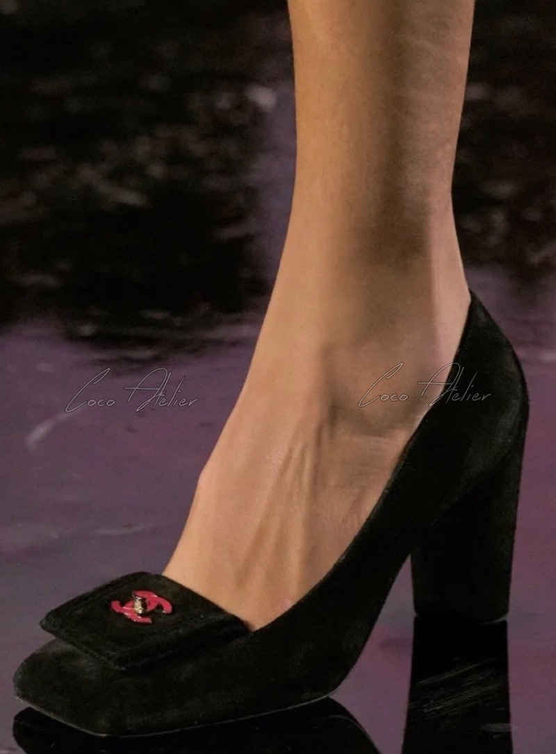 CHANEL 샤넬 cc 펌프스 힐