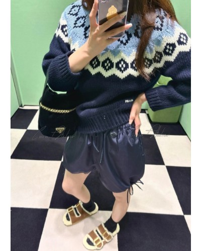 PRADA 프라다 니트