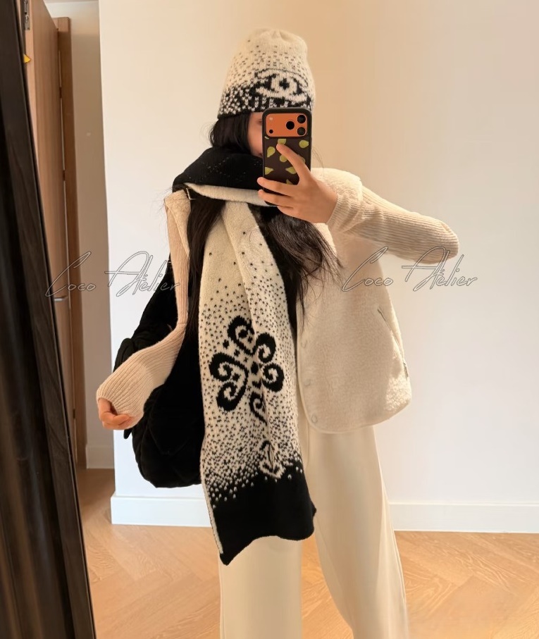 CHANEL 샤넬 비니 & 머플러