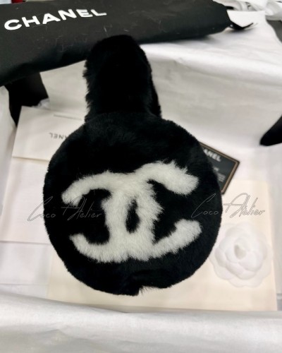 CHANEL 샤넬 cc 귀마개