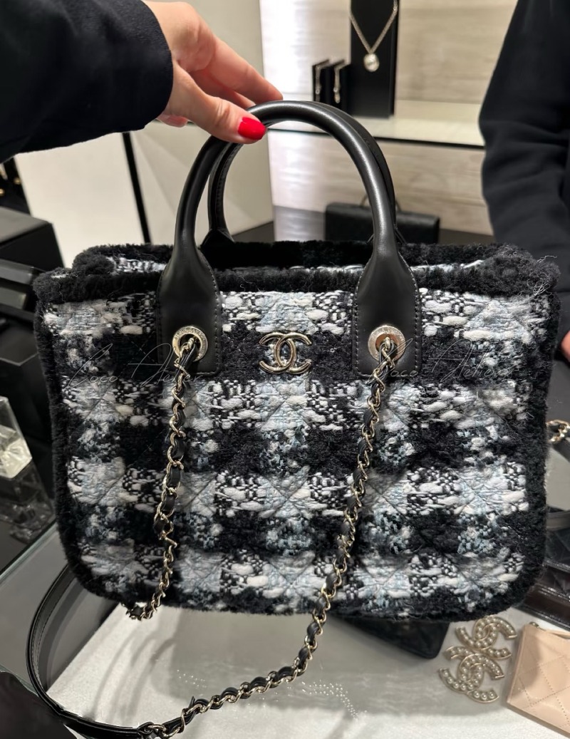 CHANEL 샤넬 트위드 쇼퍼백
