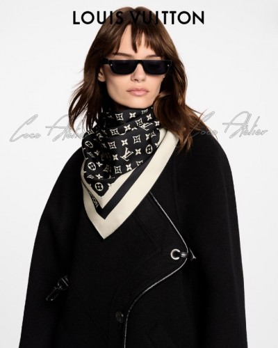 LV 루이비통 실크 스카프