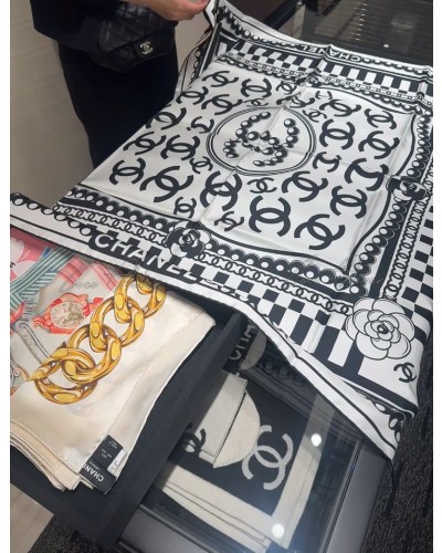 CHANEL 샤넬 스카프