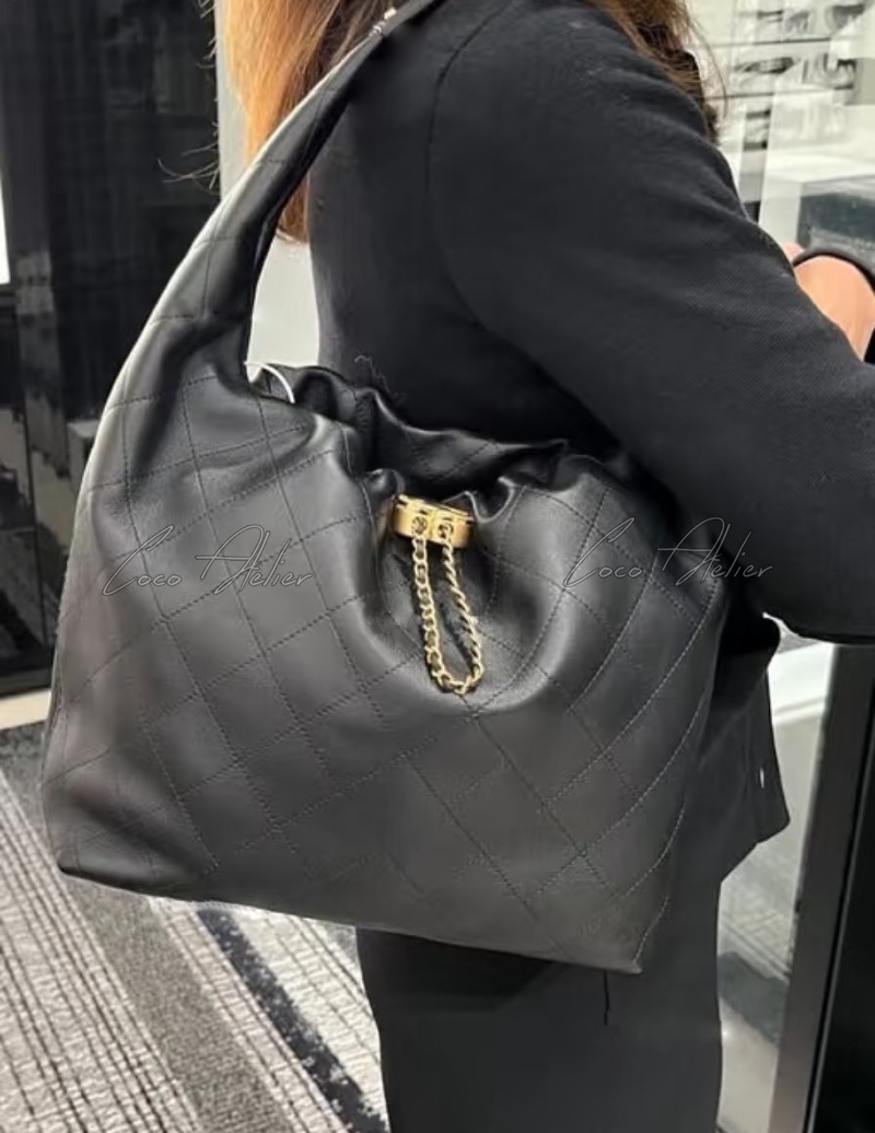 CHANEL 샤넬 26 호보백 맥시