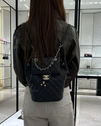 CHANEL 샤넬 백팩