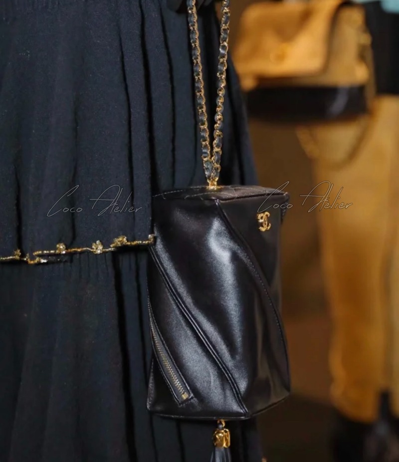 CHANEL 샤넬 미니 체인백