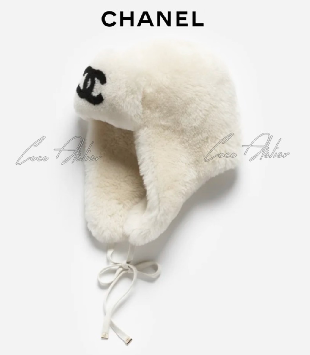 CHANEL 샤넬 시어링 트래퍼햇