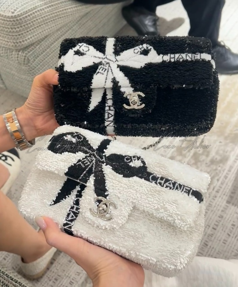 CHANEL 샤넬 스팽글 플랩백