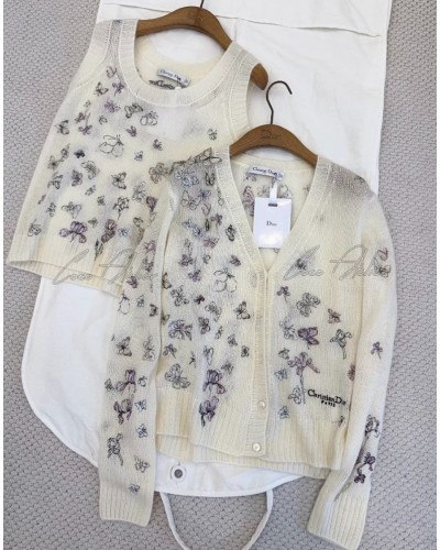 Butterfly cardigan & sleeveless shirt