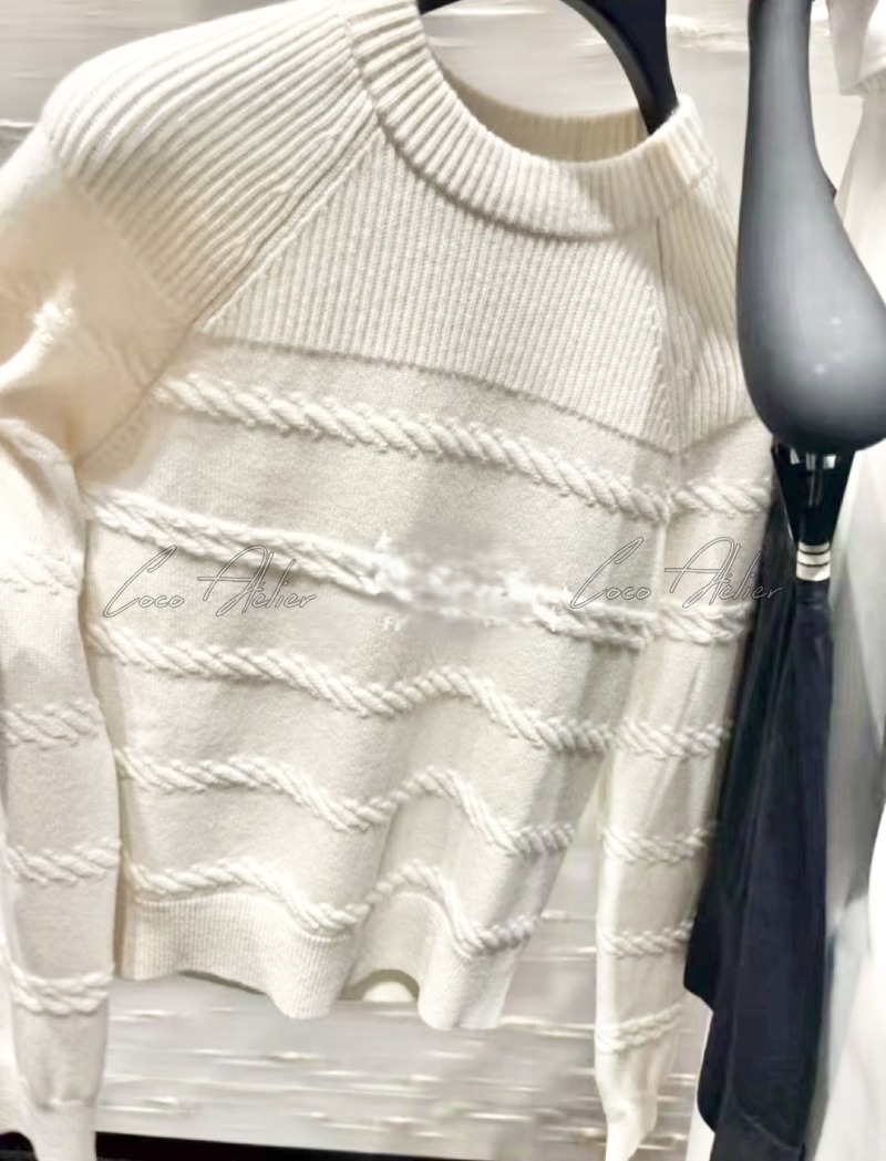 26 ss back logo knit